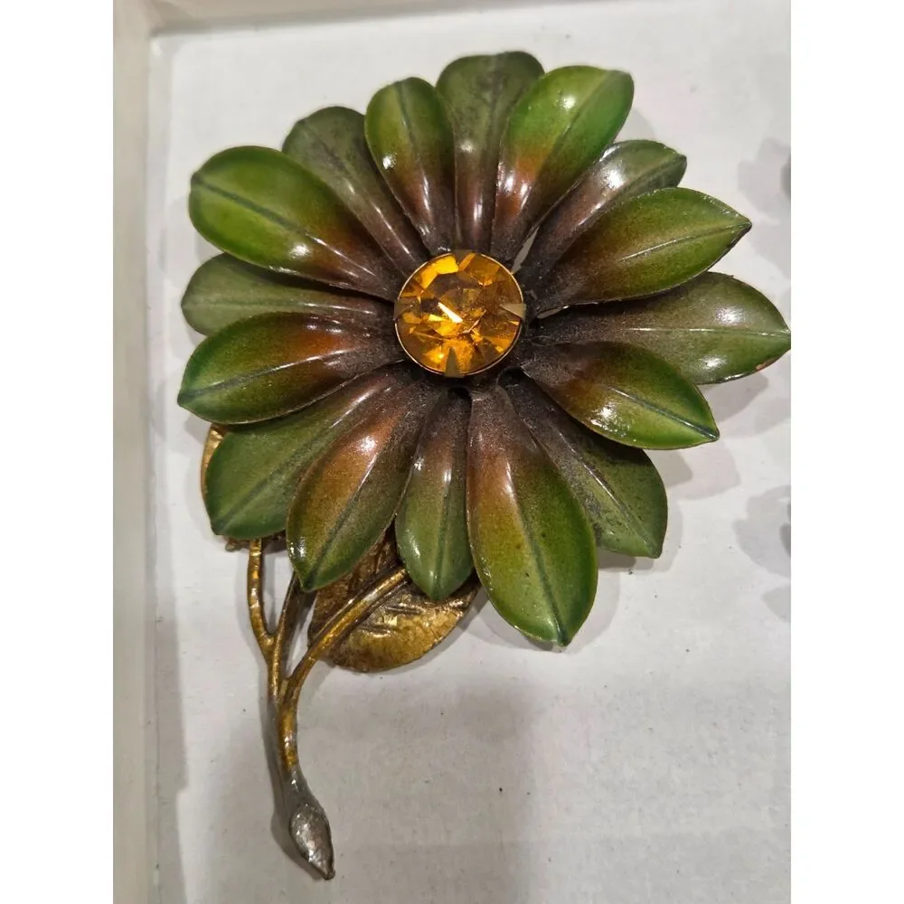Vintage Green Enamel Daisy Flower Brooch Clip Earrings Amber Rhinestone 60s
